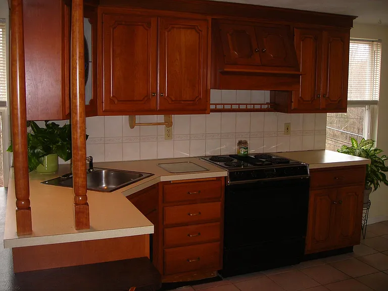 249 S Worcester St #6 — Photo 2