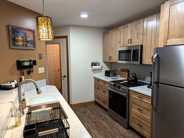29 Riverfront Dr #255 — Photo 3