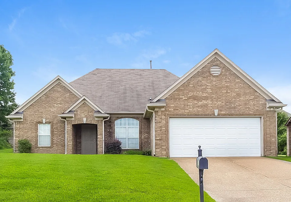 55 Mossy Springs Dr