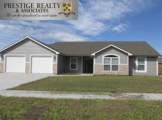 4568 Nature Ave, Manhattan, KS 66502