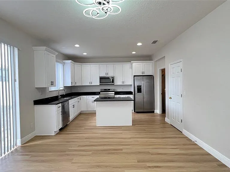 16834 Sunrise Vista Dr — Photo 11