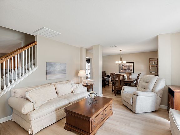 5th image of 1608 Mountain Laurel Dr