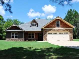 920 Greenburt Rd, Seale, AL 36875