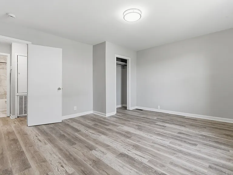 2608 8th Ave SW #B — Photo 6
