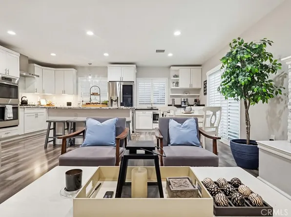 9542 Paramount Blvd, Downey, CA 90240