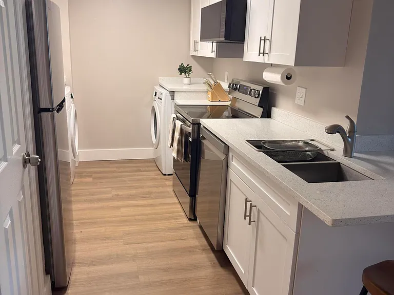 2060 Greenview Shores Blvd — Photo 18