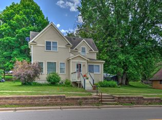 327 Maple St, Glenwood City, WI 54013