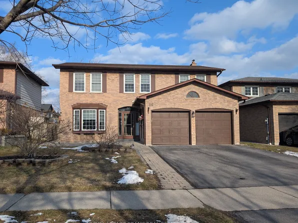 99 Robinson Cres #Basement, Whitby, ON L1N 6W6