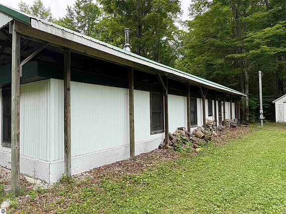 4th image of 5175 Mancelona Rd