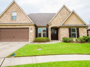 3695 Canyon Ln, Beaumont, TX 77713
