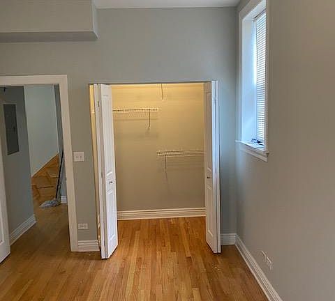 2nd image of 4867 N Hermitage Ave #P3w8zdy6a