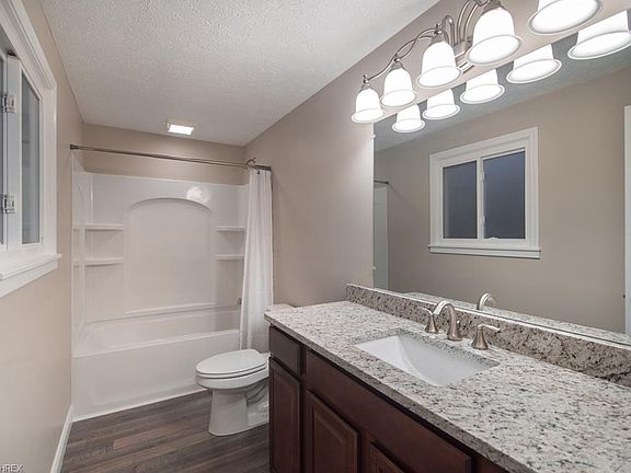 5th image of 6102 Tall Oaks Dr
