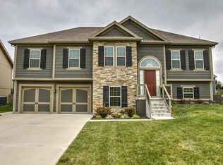7506 NE 109th St, Kansas City, MO 64157