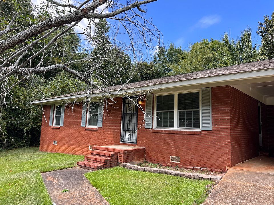 1st image of 704 Lake Condy Rd