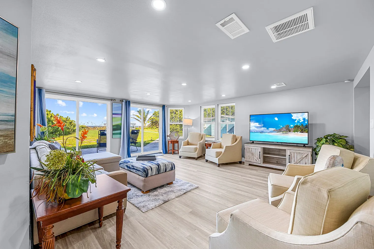 7 bed, 7.0 bath, $25,590 — Photo 4