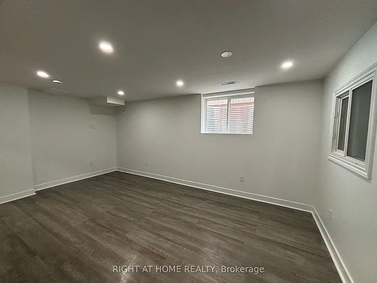 65 Mildenhall Pl #BASEMENT — Photo 8