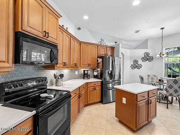 5th image of 3839 Gardenwood Cir