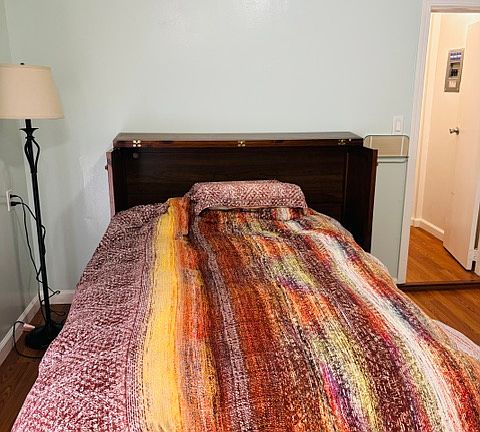 2nd image of 25 Abbot Ave