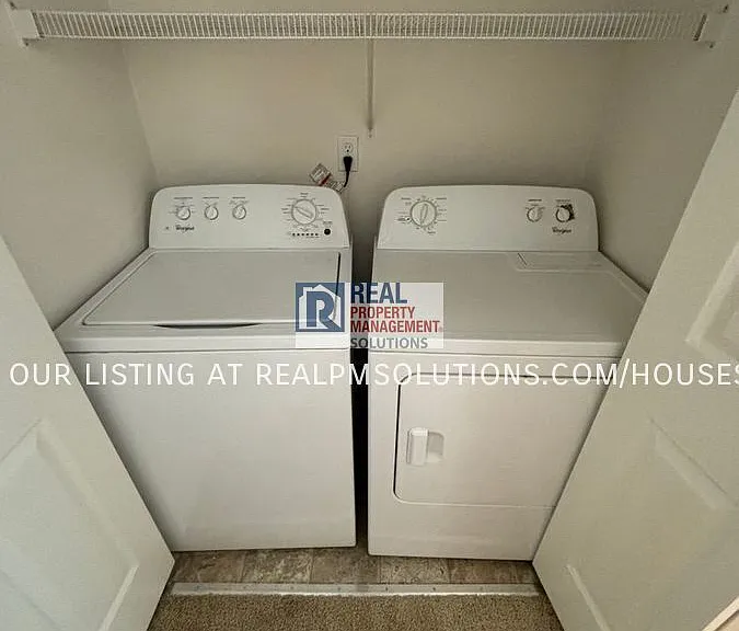 470 Lair Ln — Photo 17