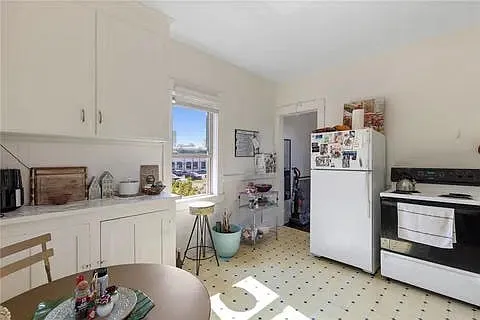 45 University Ave #UP — Photo 8