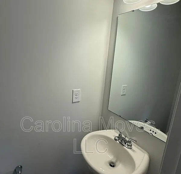 649 Millsgate Cir — Photo 10