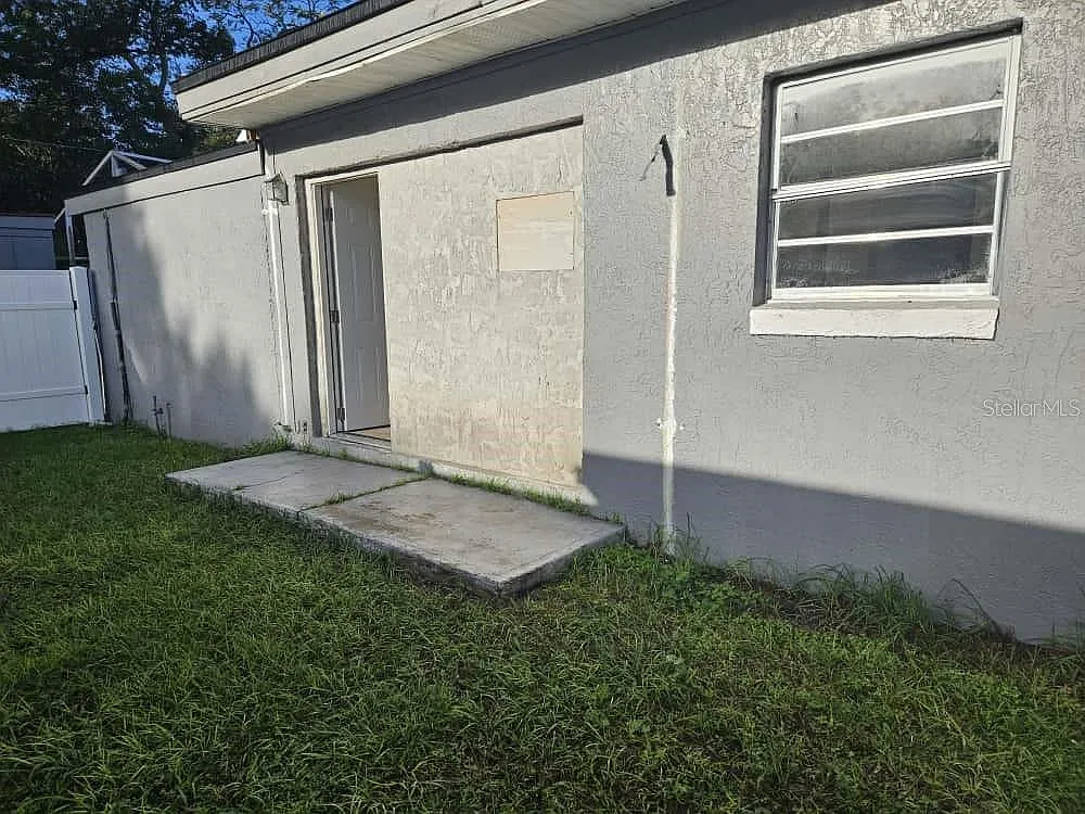 Studio, 1.0 bath, 280 sqft, $995 — Photo 2