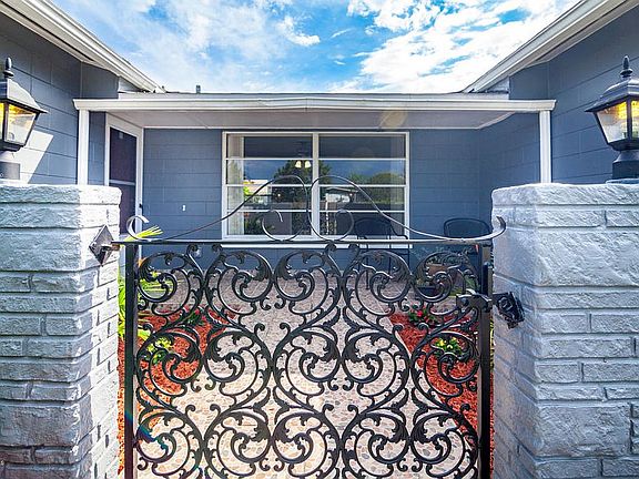 4th image of 295 Wainai Dr