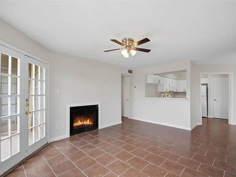 12500 Sandpiper Dr #121 — Photo 3