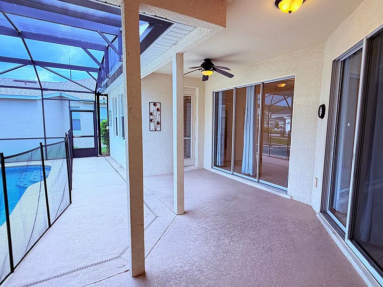 4986 Thames St W — Photo 24