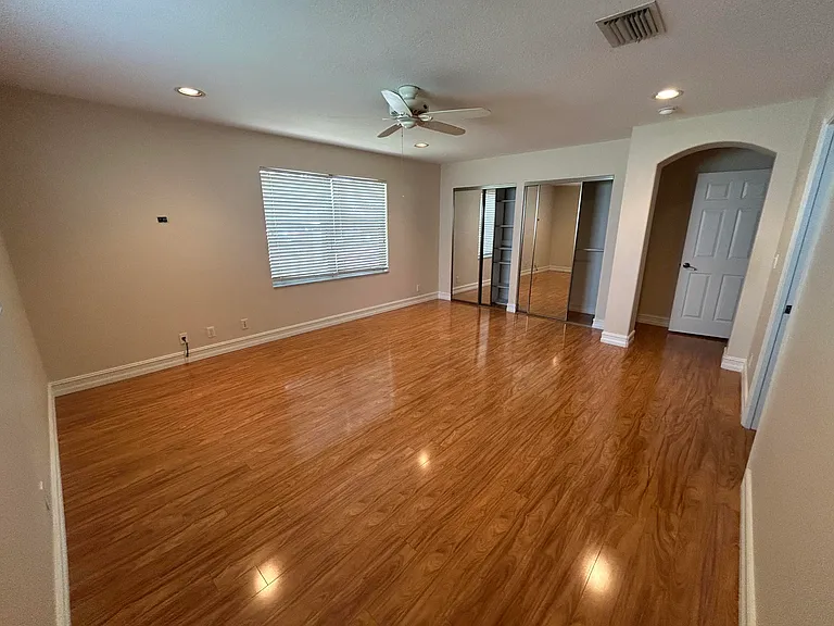 8192 NW 42nd St — Photo 24