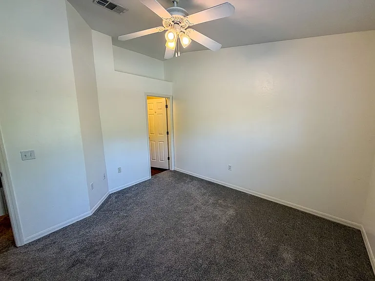 3521 SW 30th Way #105 — Photo 20