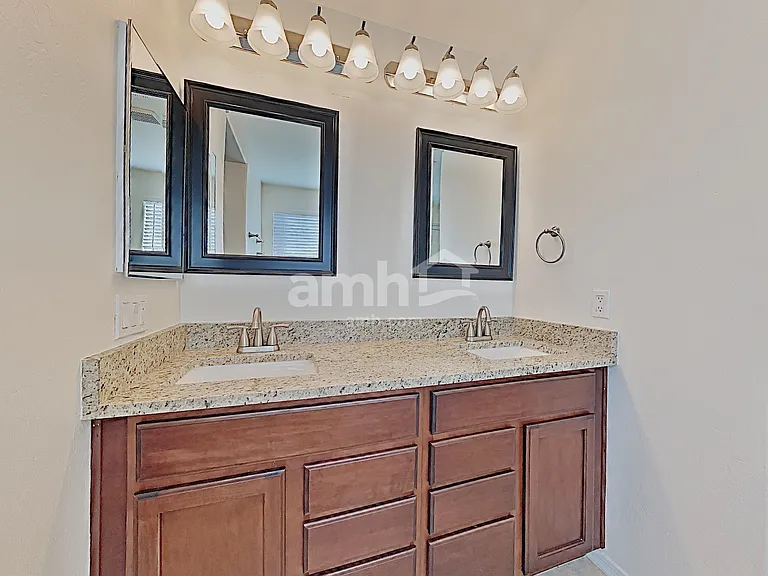 767 W Paseo Celestial — Photo 15