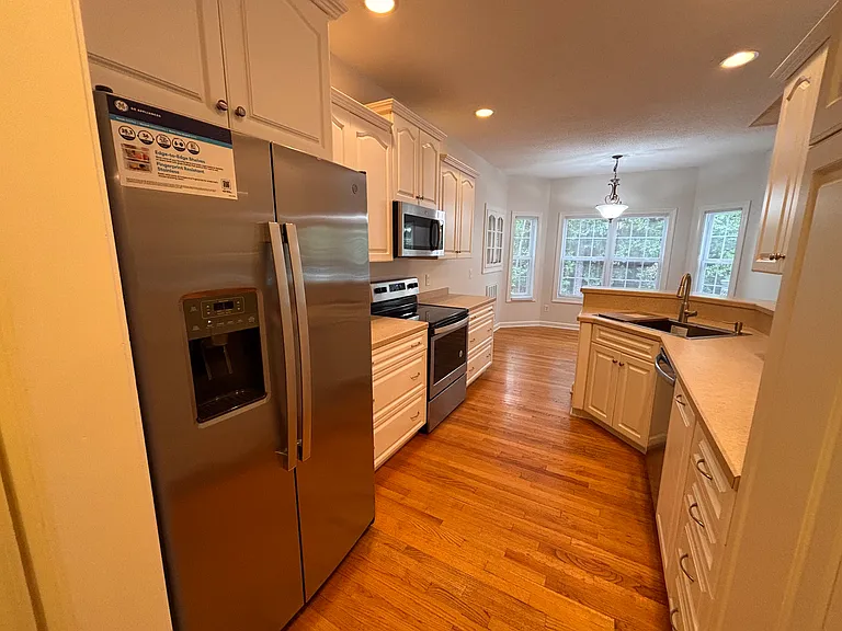 4601 Airport Rd — Photo 5