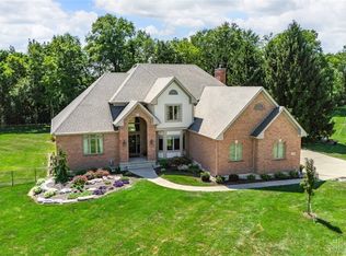 2230 Little Miami Dr, Spring Valley, OH 45370