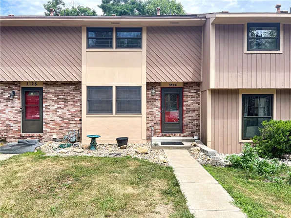 3126 Laurel Ridge Cir, Bridgeville, PA 15017