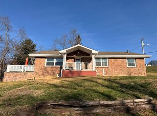 191 W McConnell Ave, Wintersville, OH 43953