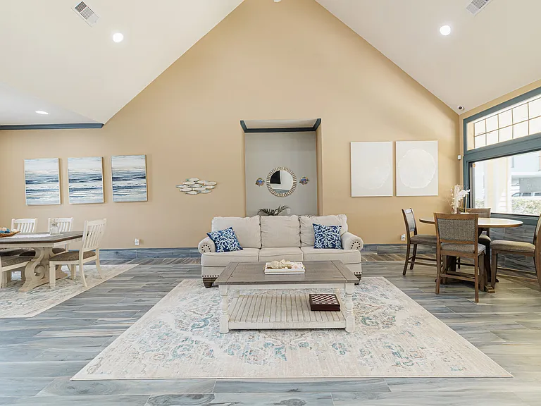 Residential Lounge 05