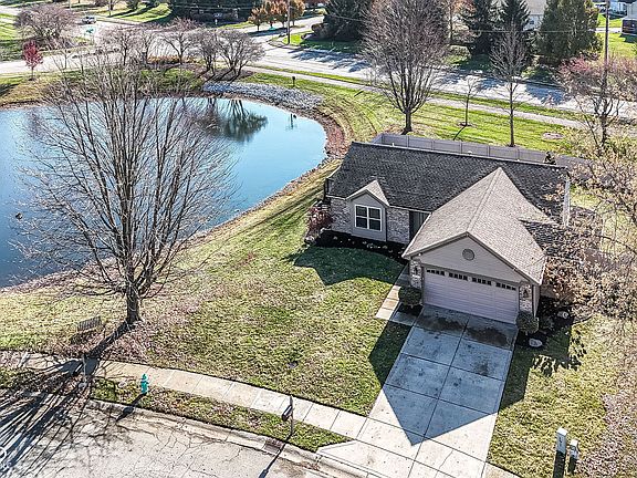 3rd image of 10713 Summerwood Ln