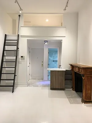 Rented by Aryeh Realty | media 49