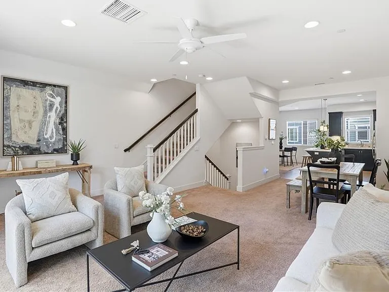 869 Coriander Ln — Photo 9