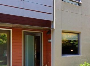 604 Palisade Dr, Oakland, CA 94607