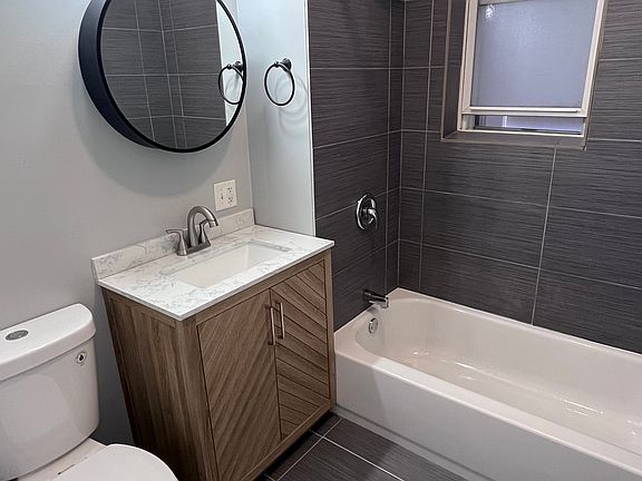 4th image of 2913 N Kedzie Ave APT 1