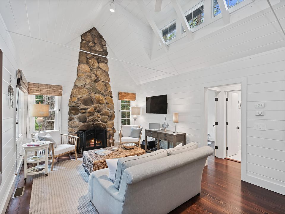 3868 Michiana Dr, New Buffalo, MI 49117 Zillow