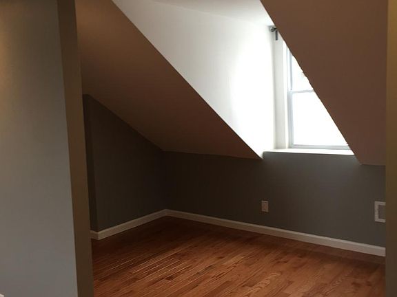 5th image of 922 Green Street # Fl 2nd
