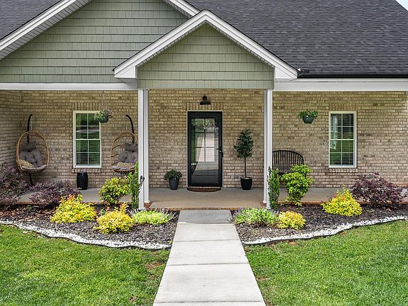 4th image of 1013 Glenbrooke Dr