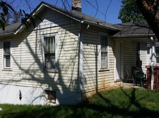 3737 Salem Tpke NW, Roanoke, VA 24017