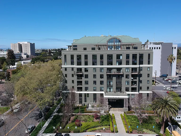 Vendome Place — Photo 11