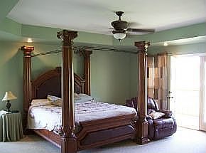 1st floor Master