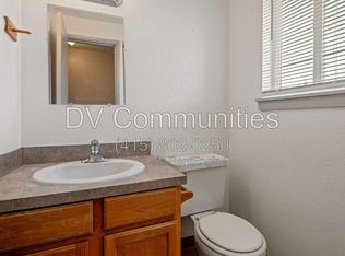 389 NE 10th St APT 22, Madras, OR 97741