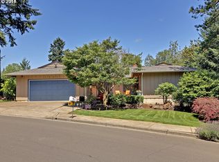 1501 Woodland Ter, Lake Oswego, OR 97034